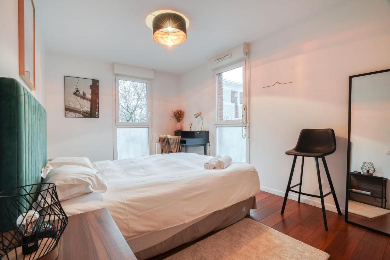 Magnifique Appart Stade De France Gare Terasse Paris 6 Pers Apartamento Saint-Denis-en-Margeride Exterior foto