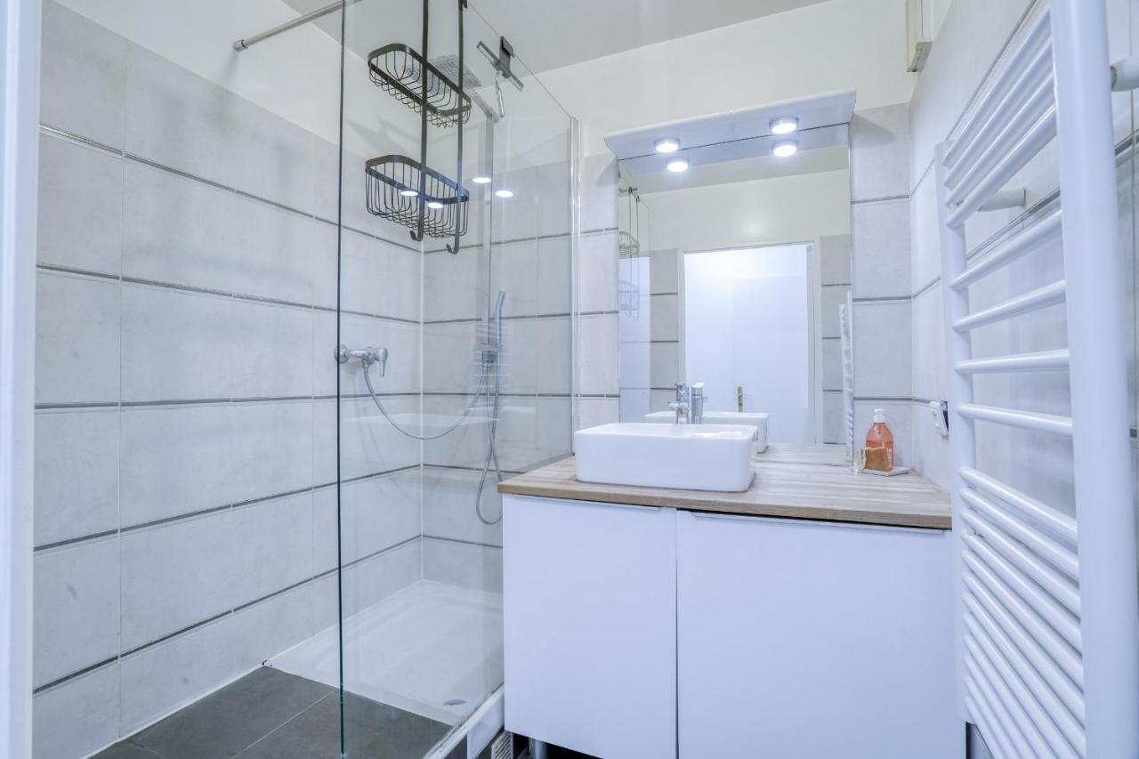 Magnifique Appart Stade De France Gare Terasse Paris 6 Pers Apartamento Saint-Denis-en-Margeride Exterior foto